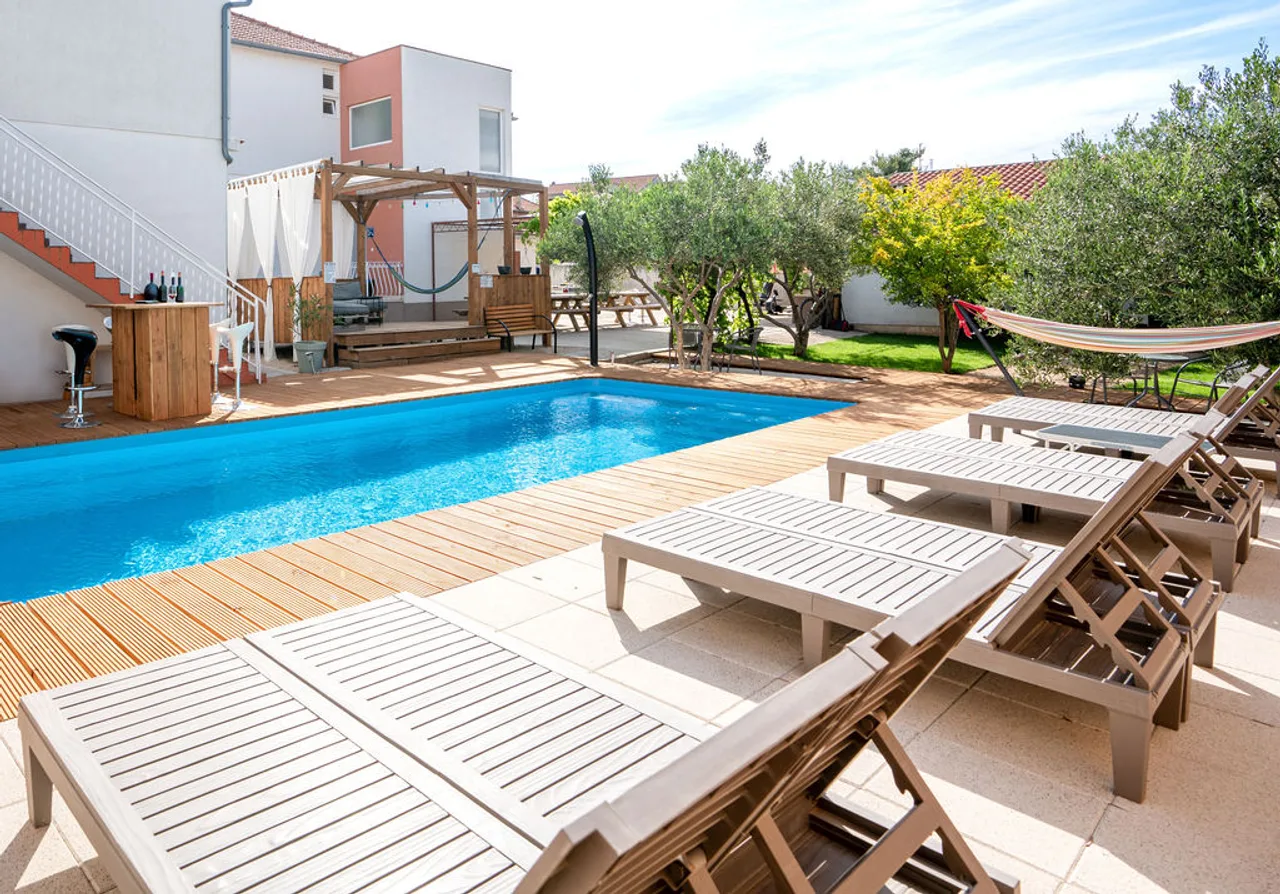 Brunac Villa – Apt. 1 – shared swimming pool, Villa Brunac, Croatia – Pine Tree Dalmatia